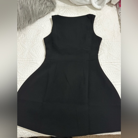 Babyboo Alana mini dress. Black, size medium. - Picture 1 of 3